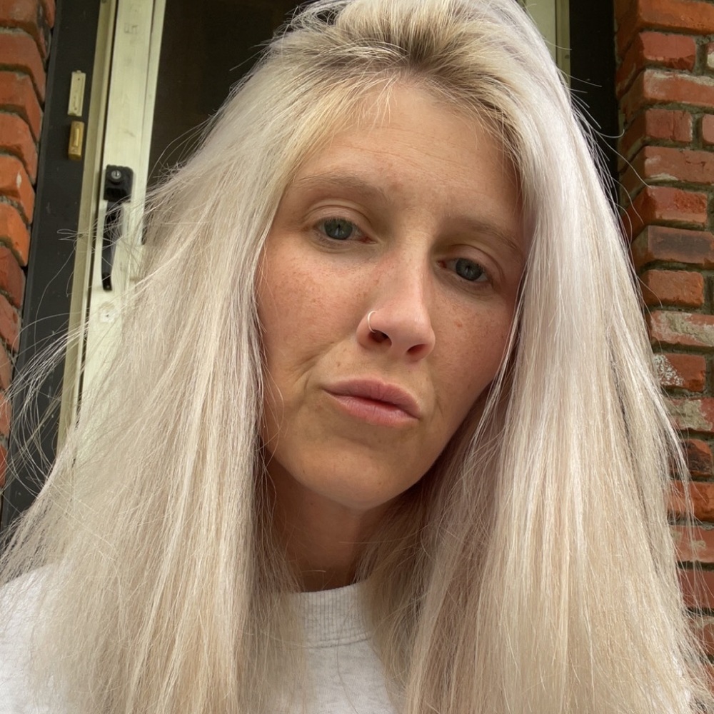 Meet your Posher, Marisa